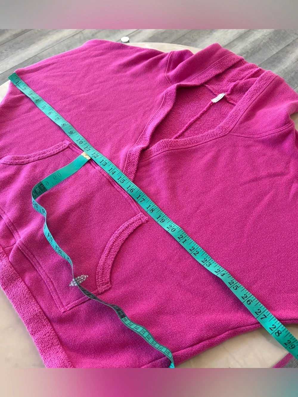 FP Movement Oversized Cropped Reyes Hoodie. - Picture 10 of 12